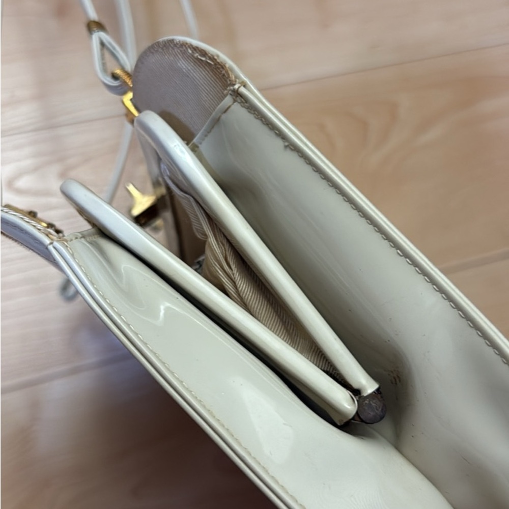 Vintage Rectangular Off White Shoulder Handbag/Pu… - image 4